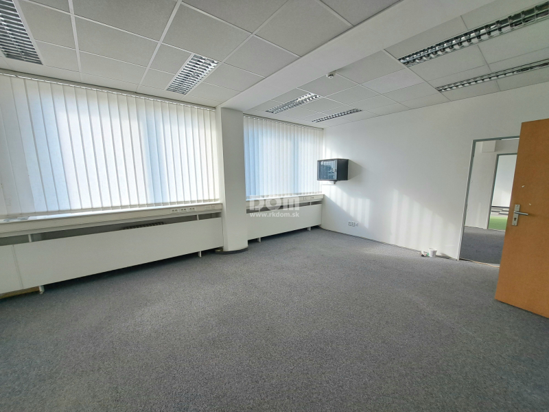 rkDOM | Kancelárie s ideálnou polohou, 15 - 455 m2