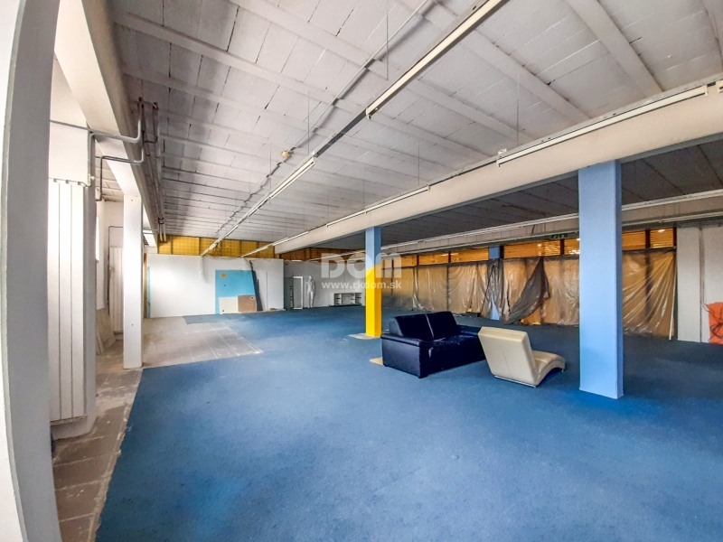 Prenájom obchodného priestoru (301 m2) v širšom centre Žiliny