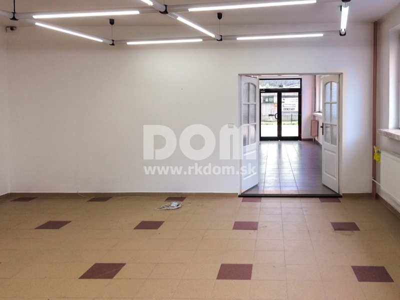 Prenájom obchodného priestoru so skladom (189 m2) v širšom centre Žiliny