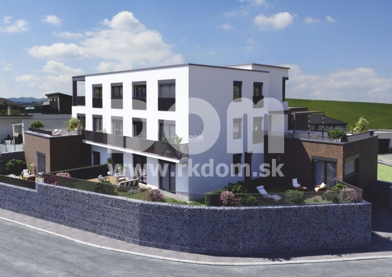 Štvorizbový byt s obrovskou terasou na predaj v krásnej lokalite Hôrky